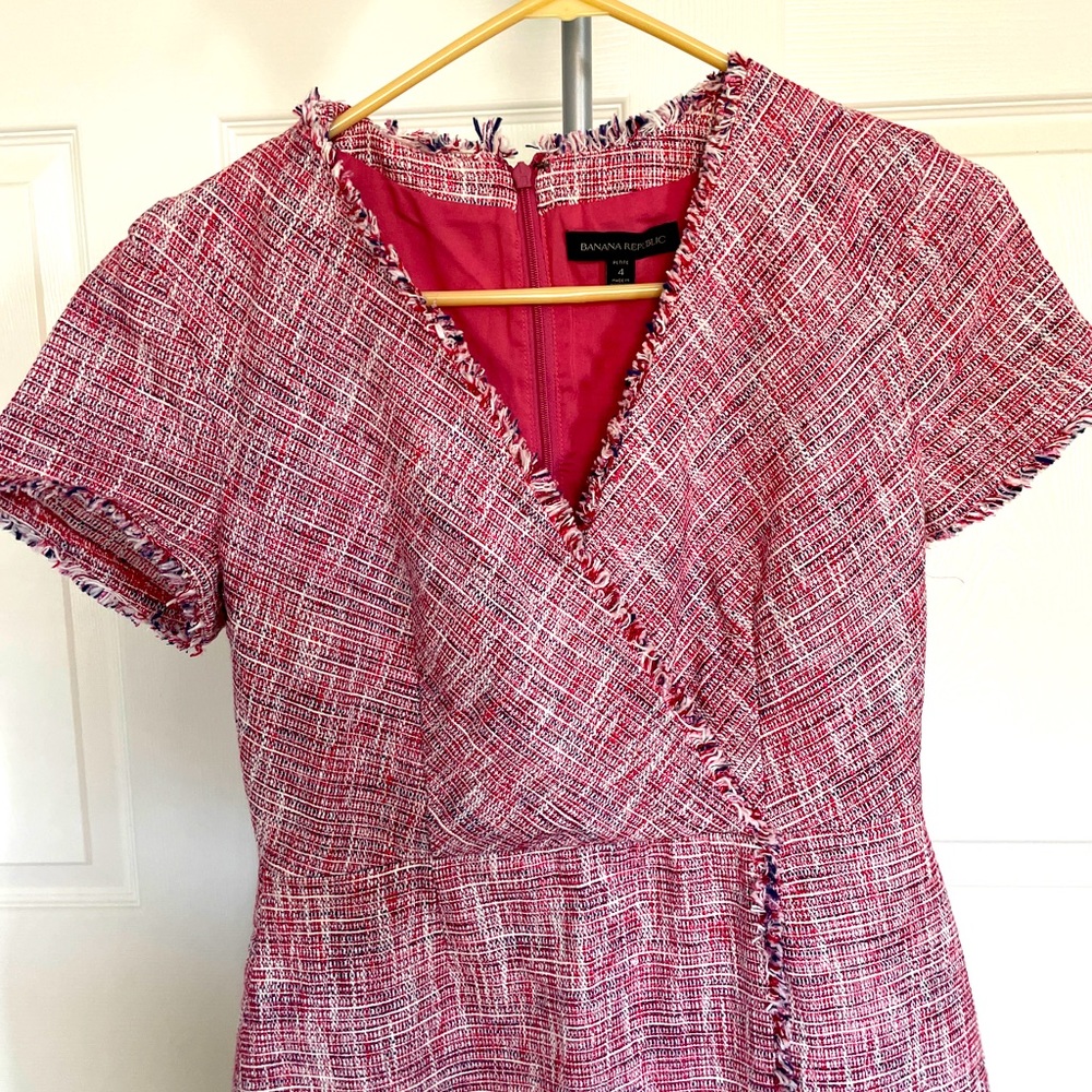 Banana Republic V Neck Dress , size P4, wore one time only